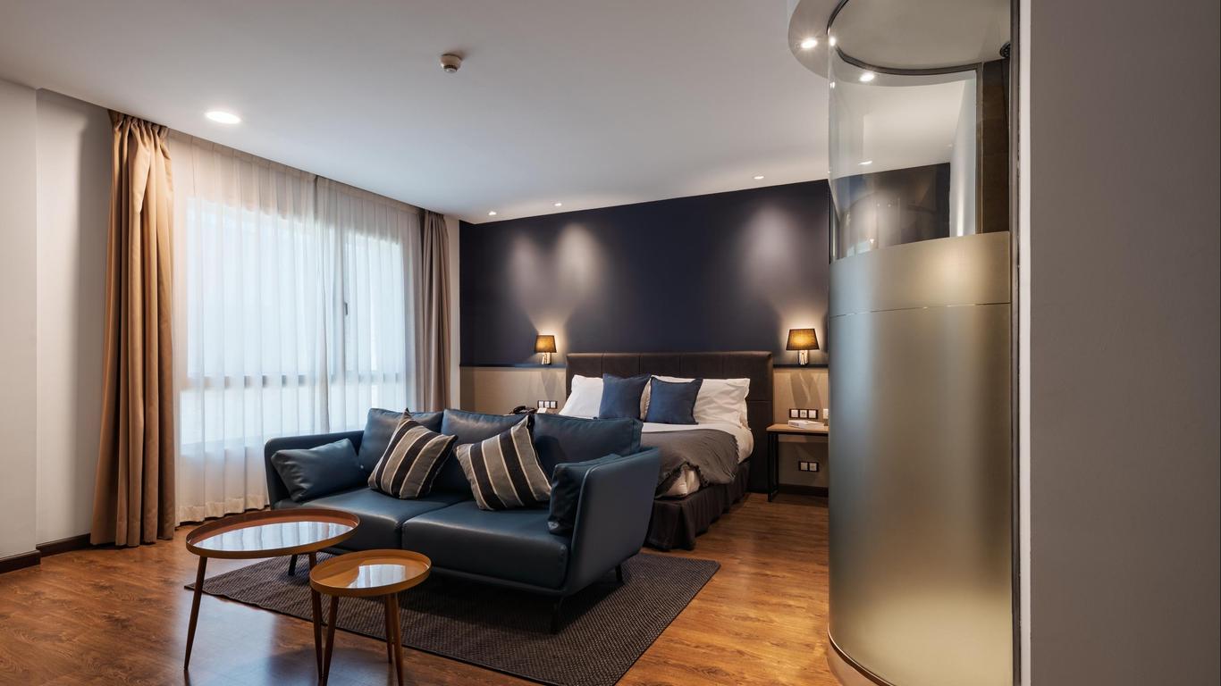 كراون بلازا مدريد أيربورت بي آيتش جي