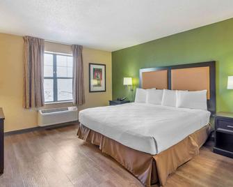 Extended Stay America Select Suites - Chicago - Downers Grove - Downers Grove - Bedroom