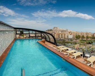 Hotel RH Don Carlos & Spa - Peñíscola - Pileta