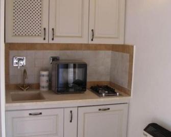 Agriturismo Istrice Innamorato - Campello Sul Clitunno - Kitchen