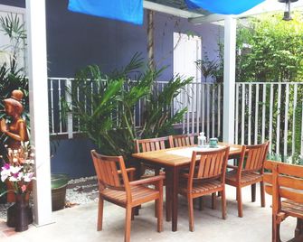 Mo Do Ong Place - Ubon Ratchathani - Patio
