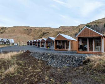 Paradise Cottages - Vik - Building