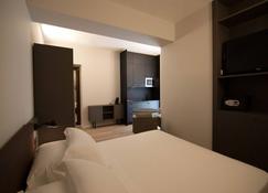 Palazzo Bellocchi - Suites & Apartments - Brindisi - Bedroom