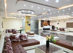 Hotel Mariya Internationalはカルマパ寺院の近くのブッダガヤに位置しています。 - ブッダガヤ - ロビー