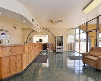 Studio 6 San Angelo, TX - San Angelo - Front desk