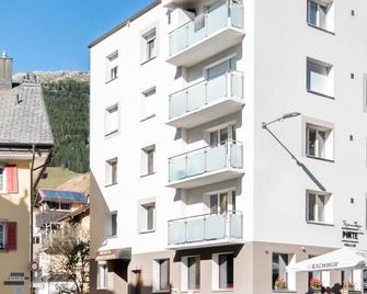 Alpenheim Apartment - Andermatt - Edificio