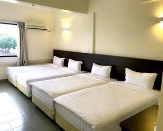 Hotel Sitiawan - Sitiawan - Bedroom