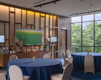 帕古布沃諾維蘭達日本布里斯港灣酒店 - 雅加達 - 雅加達 - 餐廳