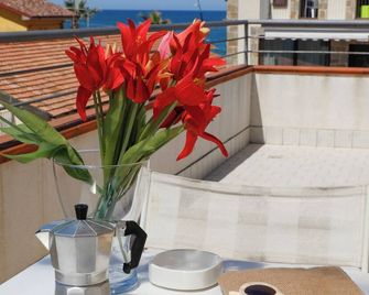 Settessenze Residence & Rooms - Agropoli - Balkón