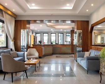 American Hotel - Pozzuoli - Lobby
