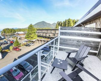Tofino Resort + Marina - Tofino - Balcony