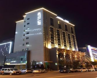 Hotel Luv - Incheon - Building