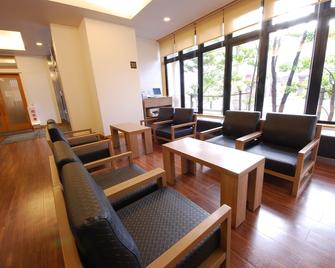 Hotel Route-Inn Misawa - Misawa - Area lounge