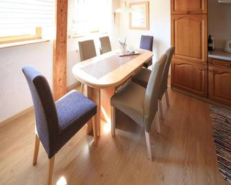 Gorgeous home in Waldthurn with WiFi - Pleystein - Comedor