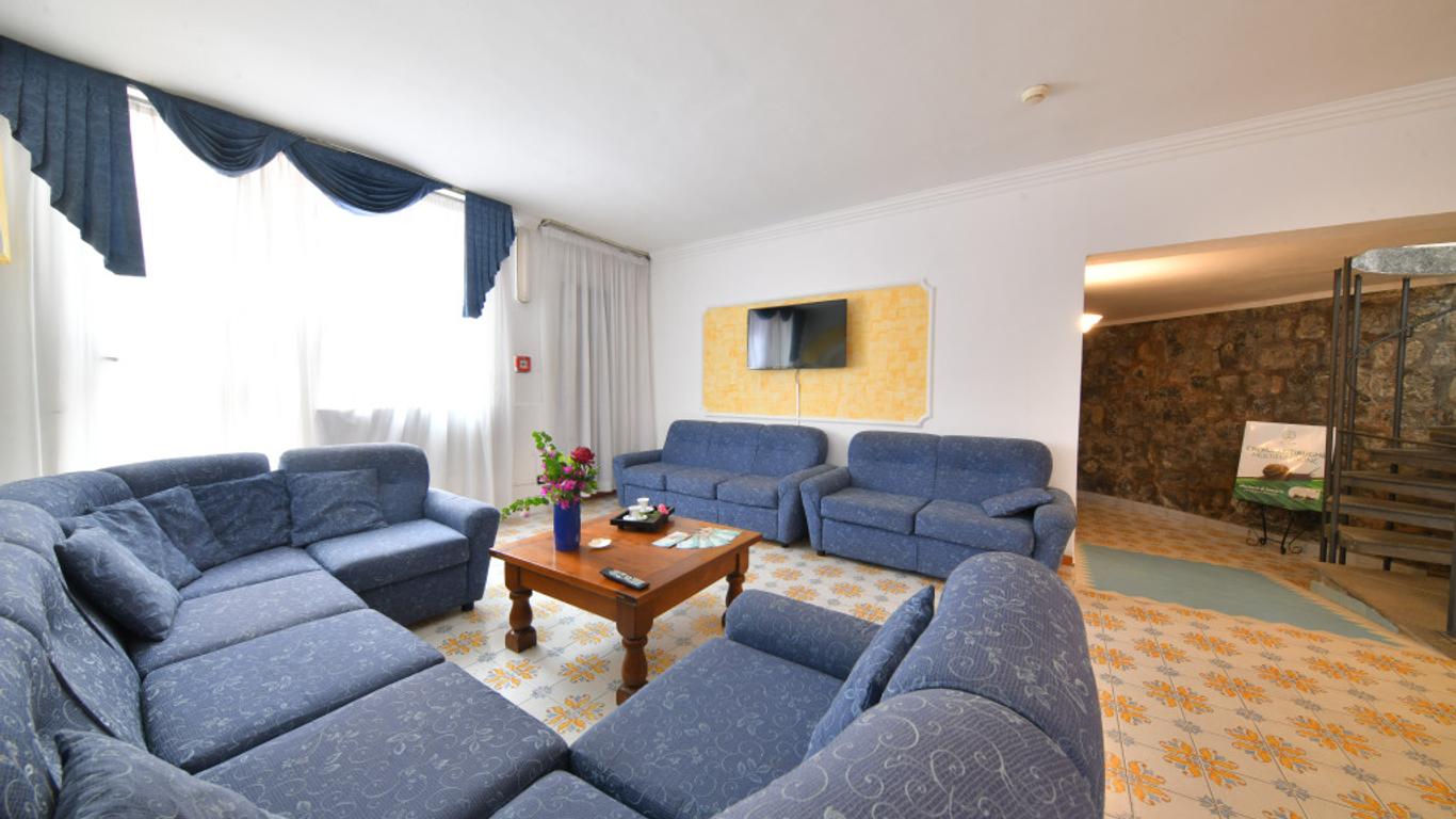 Hotel Antares