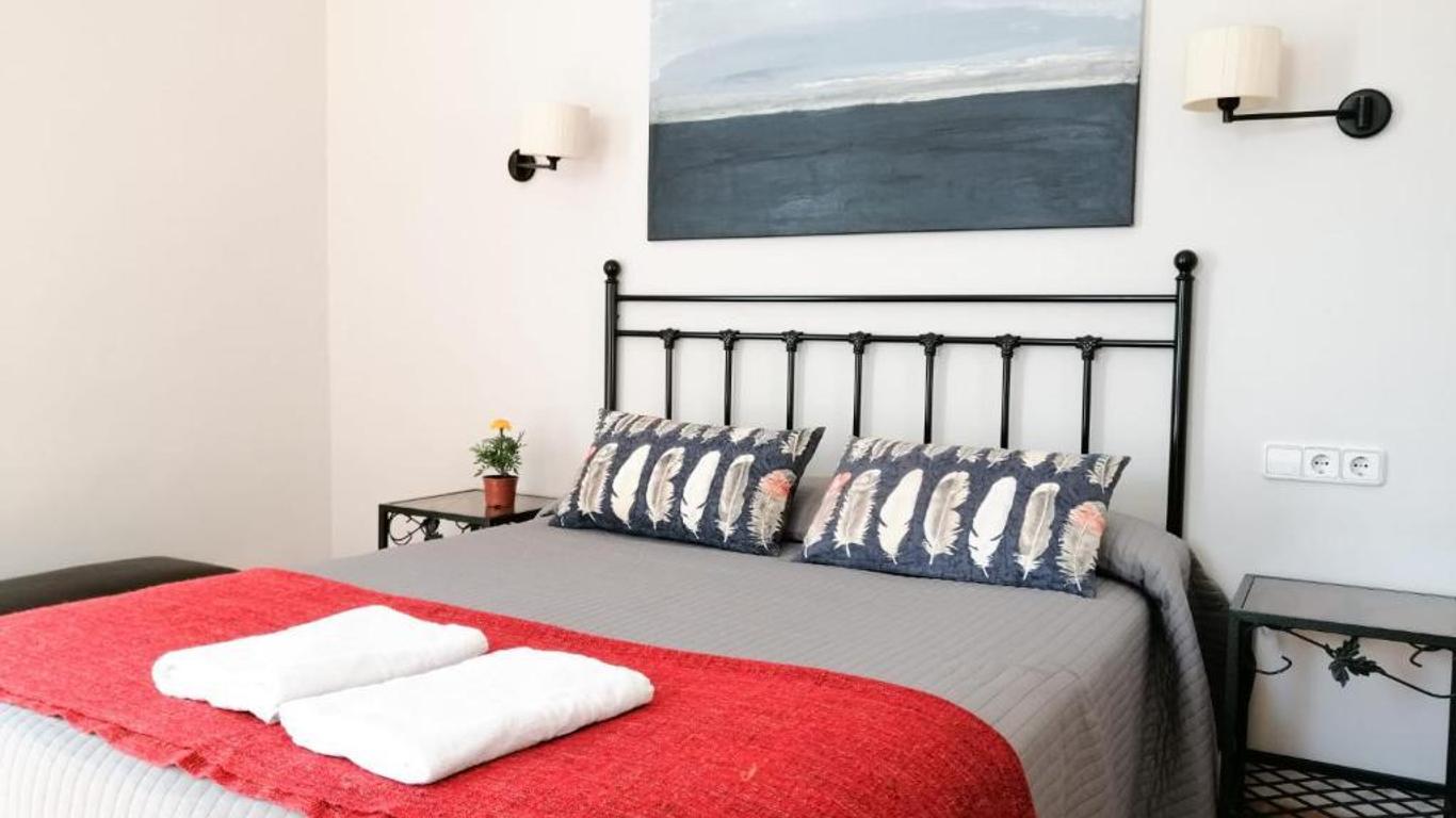 Casa Consell Gran Via, Guest House