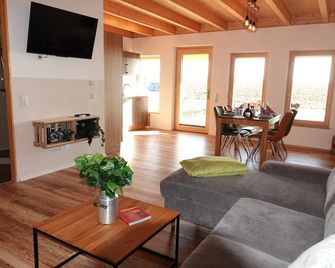 Weinbergshof Rickel - Kitzingen - Wohnzimmer