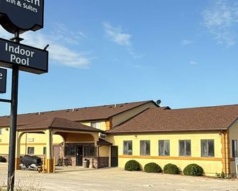 Western Inn & Suite Grinnell Ia - Grinnell - Gebouw