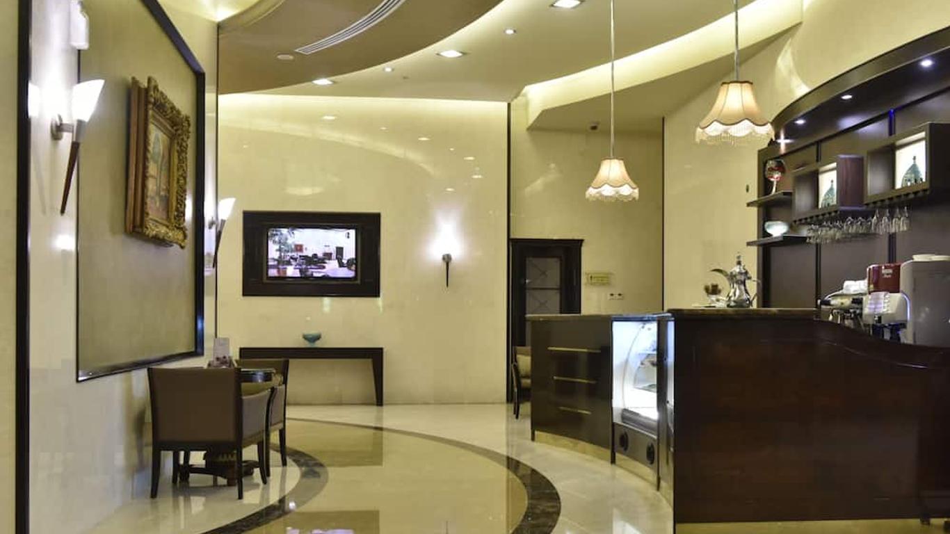 Awaliv International Hotel