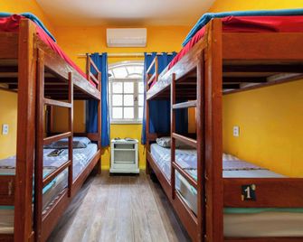 Onça da Praia Hostel - Vitória