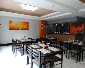 Silver Oaks Suites & Hotel - Μανίλα - Εστιατόριο