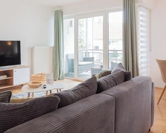 nJoy! Federsee Getaway - Therme & Balkon - Bad Buchau - Huiskamer