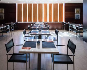 B&B Hotel Elche - Elche - Restaurant