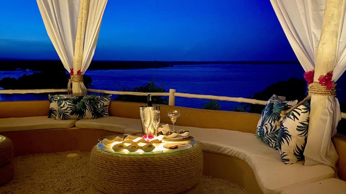 Rock and Sea Resort