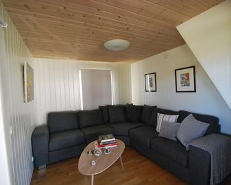 Panoramic Views- Nature- Northern lights cottage- NO 1- in Iceland. - Hellnar - Sala de estar