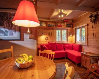 Gierle Garden Bungalow Escape - Lille - Comedor