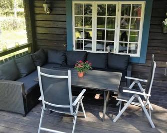 Holiday house Norrtälje for 1 - 5 persons with 3 bedrooms - Holiday home - Norrtalje - Innenhof