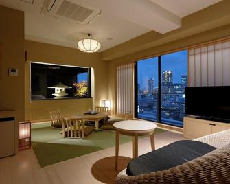 Osaka View Hotel Honmachi - Osaka - Living room