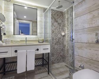 Club Marco Polo - Camyuva - Baño