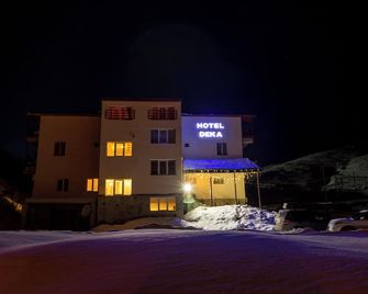 Hotel Deka Gudauri - Gudauri - Building