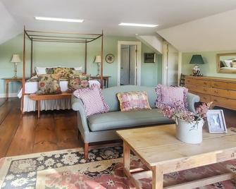 Old Orchard House Brought to you by GetAway Vacations - Brandon