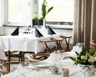 Ekebacken Hotell & Konferens - Markaryd - Restaurante