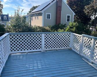 Beverly, Salem, Dwtn, Water and Train - Beverly - Balcony