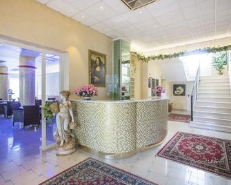 Hotel Madison - Bellaria-Igea Marina - Reception