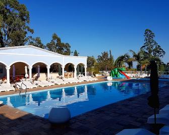 阿克羅波利斯酒店 - 賽拉 尼格拉 - 游泳池