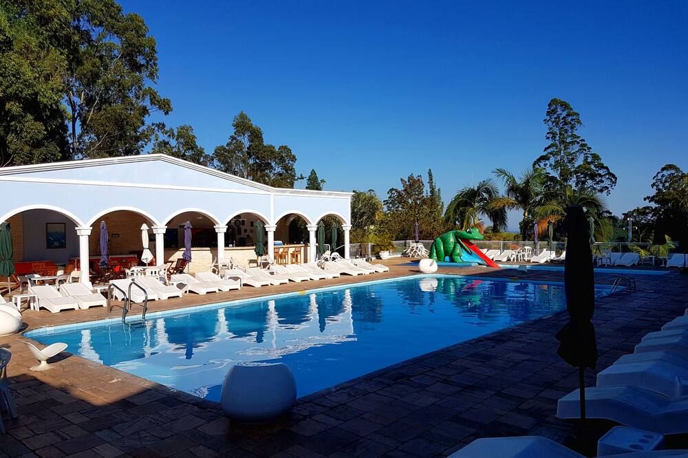 Hotel Akropolis - סרה נגרה - בריכה