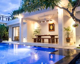 Sunset Paradise Jimbaran 3003 - South Kuta - Piscina