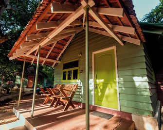 Commune18 Resort Chikmagalur - Chikamagalur - Patio