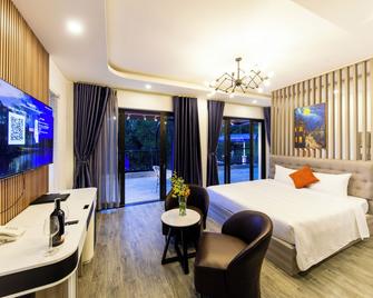 Tp Dalat Hotel - Dalat - Bedroom