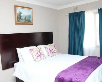 Serenity Living Court - Gaborone - Bedroom