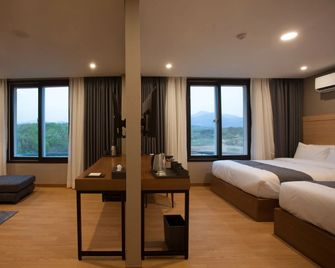 Two-Y-Hotel - Yangyang