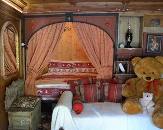 B&B La Tana dell'Orso - Die Bärenhöhle - Castello di fiemme - Habitación