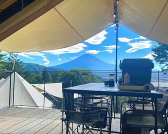 Retreat Camp Mahoroba - Fujikawaguchiko - Balcony