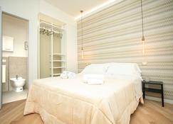 Modena Centro Junior Suite - Modena - Bedroom