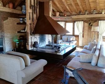 Castillo De Somaen - Arcos de Jalón - Wohnzimmer