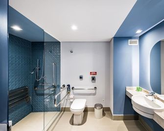 Hotel Euro Suite Curitiba Batel By Nacional Inn - Curitiba - Μπάνιο